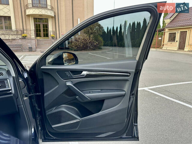 Черный Ауди Ку 5, объемом двигателя 1.98 л и пробегом 208 тыс. км за 21999 $, фото 29 на Automoto.ua