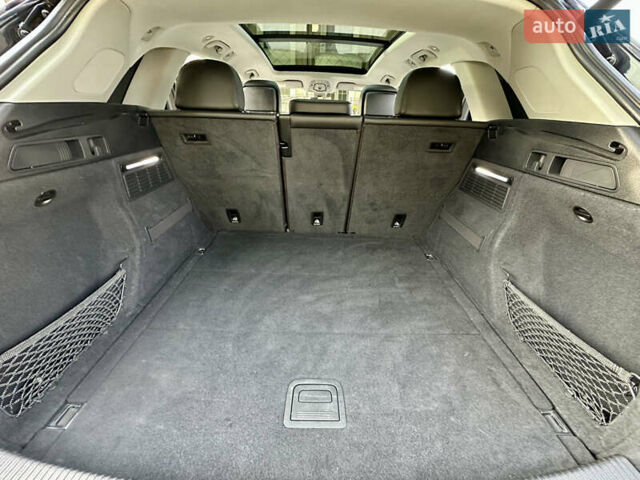 Черный Ауди Ку 5, объемом двигателя 1.98 л и пробегом 208 тыс. км за 21999 $, фото 72 на Automoto.ua