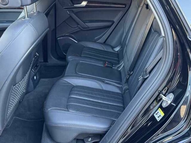 Чорний Ауді Ку 5, об'ємом двигуна 2 л та пробігом 140 тис. км за 17400 $, фото 8 на Automoto.ua