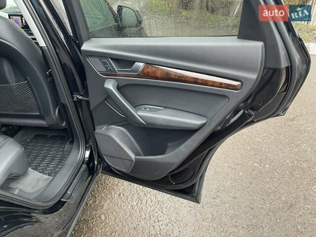 Черный Ауди Ку 5, объемом двигателя 2 л и пробегом 191 тыс. км за 14800 $, фото 22 на Automoto.ua