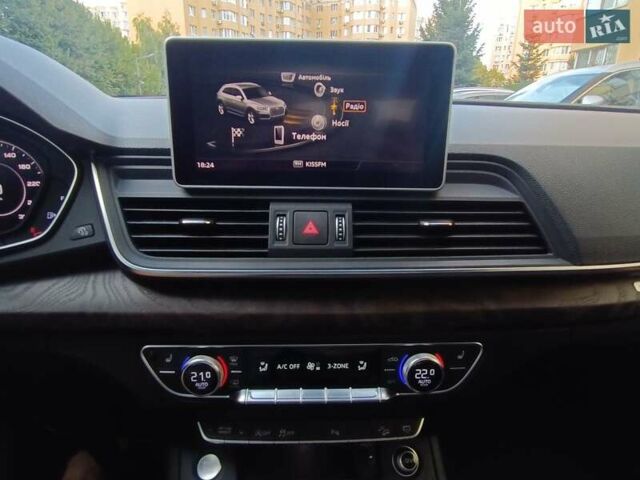 Черный Ауди Ку 5, объемом двигателя 1.98 л и пробегом 124 тыс. км за 25900 $, фото 15 на Automoto.ua