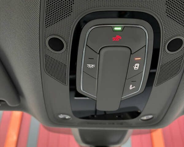 Черный Ауди Ку 5, объемом двигателя 1.97 л и пробегом 280 тыс. км за 27500 $, фото 19 на Automoto.ua