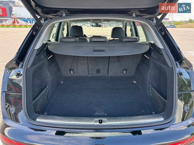 Черный Ауди Ку 5, объемом двигателя 1.97 л и пробегом 223 тыс. км за 34000 $, фото 4 на Automoto.ua