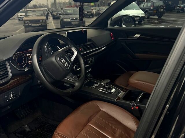 Ауді Ку 5 2017 у Чернігові на Automoto.ua Чорний Ауді Ку 5, об'ємом двигуна 2 л та пробігом 250 тис. км за 25150 $, фото 4 на Automoto.ua