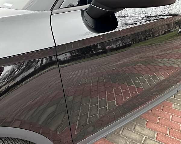 Черный Ауди Ку 5, объемом двигателя 1.97 л и пробегом 96 тыс. км за 33900 $, фото 77 на Automoto.ua