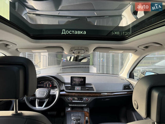 Чорний Ауді Ку 5, об'ємом двигуна 2 л та пробігом 111 тис. км за 23500 $, фото 31 на Automoto.ua