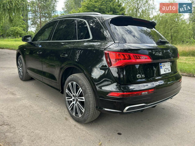 Черный Ауди Ку 5, объемом двигателя 1.98 л и пробегом 80 тыс. км за 30800 $, фото 5 на Automoto.ua