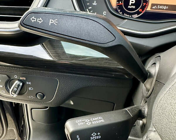 Черный Ауди Ку 5, объемом двигателя 1.98 л и пробегом 208 тыс. км за 21999 $, фото 58 на Automoto.ua