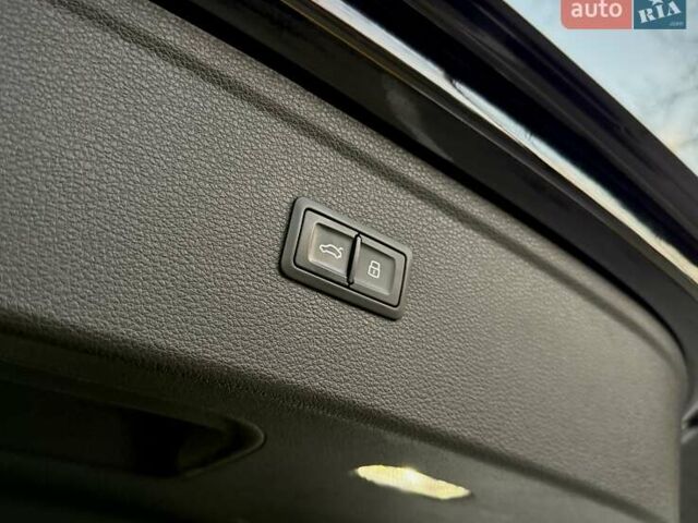 Черный Ауди Ку 5, объемом двигателя 2 л и пробегом 110 тыс. км за 27500 $, фото 37 на Automoto.ua