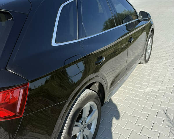 Черный Ауди Ку 5, объемом двигателя 1.98 л и пробегом 102 тыс. км за 31500 $, фото 2 на Automoto.ua