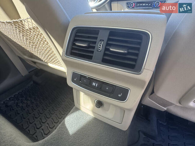 Чорний Ауді Ку 5, об'ємом двигуна 2 л та пробігом 209 тис. км за 21500 $, фото 11 на Automoto.ua