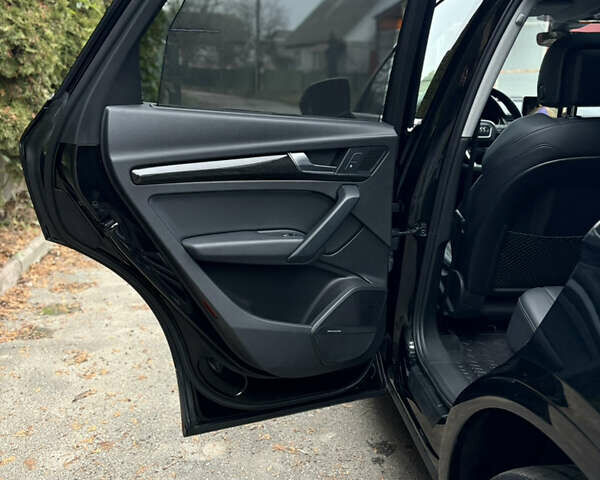 Чорний Ауді Ку 5, об'ємом двигуна 1.98 л та пробігом 96 тис. км за 25700 $, фото 23 на Automoto.ua