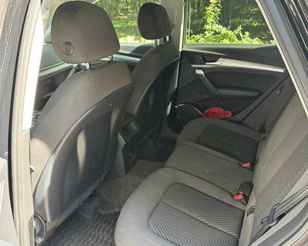 Черный Ауди Ку 5, объемом двигателя 1.98 л и пробегом 106 тыс. км за 28300 $, фото 15 на Automoto.ua