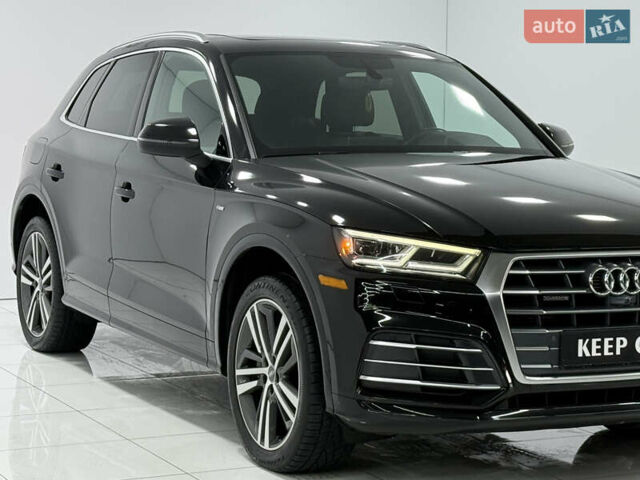 Черный Ауди Ку 5, объемом двигателя 1.98 л и пробегом 105 тыс. км за 26900 $, фото 5 на Automoto.ua