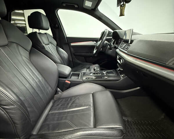 Черный Ауди Ку 5, объемом двигателя 1.98 л и пробегом 105 тыс. км за 26900 $, фото 33 на Automoto.ua