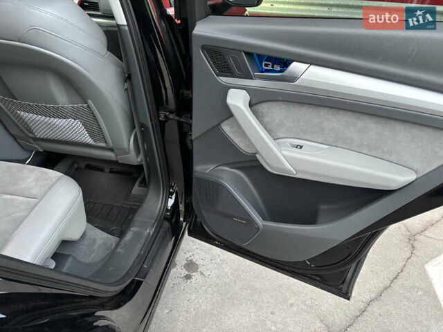 Черный Ауди Ку 5, объемом двигателя 1.97 л и пробегом 280 тыс. км за 27500 $, фото 16 на Automoto.ua