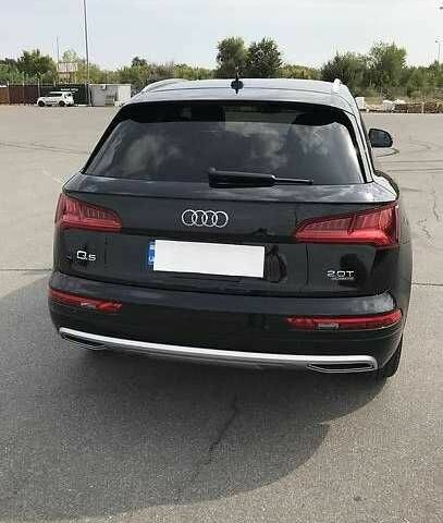 Черный Ауди Ку 5, объемом двигателя 2 л и пробегом 137 тыс. км за 18100 $, фото 4 на Automoto.ua