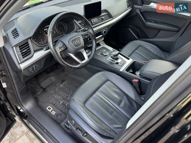 Чорний Ауді Ку 5, об'ємом двигуна 2 л та пробігом 159 тис. км за 20950 $, фото 27 на Automoto.ua