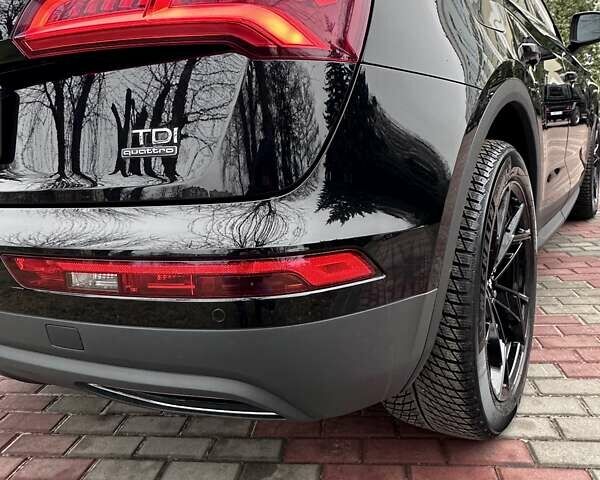 Черный Ауди Ку 5, объемом двигателя 1.97 л и пробегом 96 тыс. км за 33900 $, фото 46 на Automoto.ua