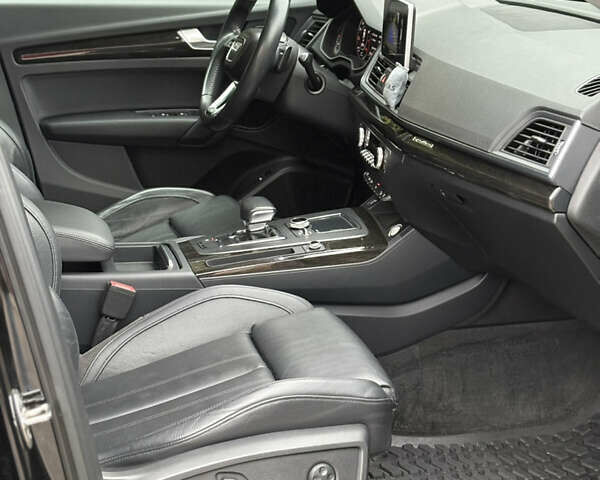 Чорний Ауді Ку 5, об'ємом двигуна 1.98 л та пробігом 96 тис. км за 25700 $, фото 19 на Automoto.ua