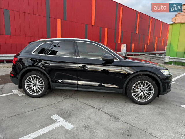Черный Ауди Ку 5, объемом двигателя 1.97 л и пробегом 280 тыс. км за 27500 $, фото 3 на Automoto.ua