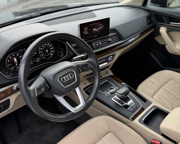 Черный Ауди Ку 5, объемом двигателя 1.98 л и пробегом 114 тыс. км за 27300 $, фото 10 на Automoto.ua