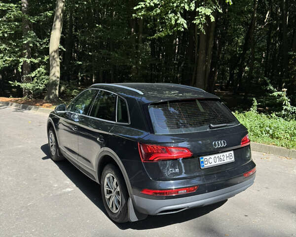 Черный Ауди Ку 5, объемом двигателя 1.98 л и пробегом 106 тыс. км за 28300 $, фото 5 на Automoto.ua