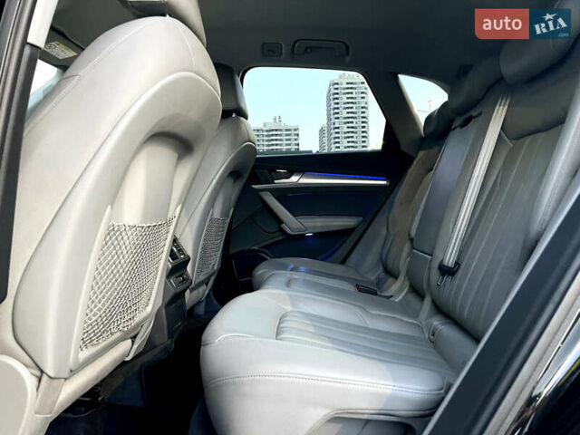 Черный Ауди Ку 5, объемом двигателя 1.97 л и пробегом 148 тыс. км за 35000 $, фото 30 на Automoto.ua