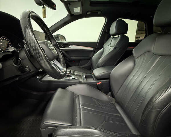 Черный Ауди Ку 5, объемом двигателя 1.98 л и пробегом 105 тыс. км за 26900 $, фото 17 на Automoto.ua