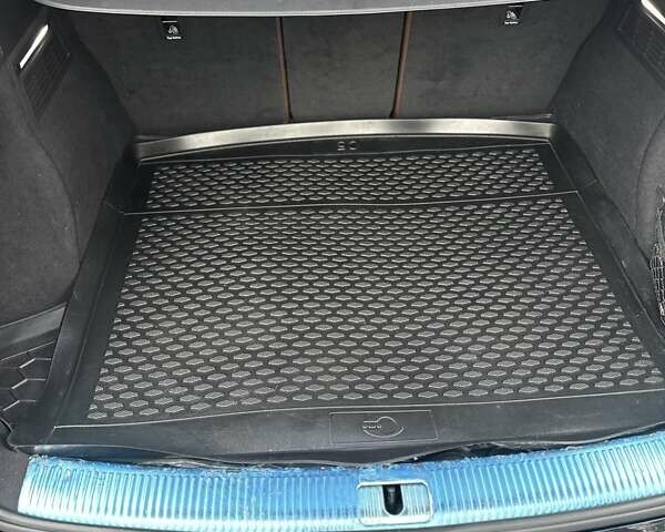 Черный Ауди Ку 5, объемом двигателя 1.97 л и пробегом 96 тыс. км за 33900 $, фото 2 на Automoto.ua