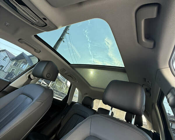 Черный Ауди Ку 5, объемом двигателя 1.98 л и пробегом 102 тыс. км за 31500 $, фото 23 на Automoto.ua