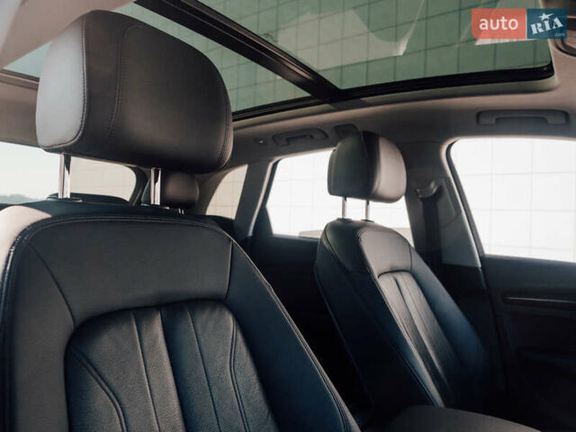 Черный Ауди Ку 5, объемом двигателя 1.98 л и пробегом 110 тыс. км за 26000 $, фото 11 на Automoto.ua