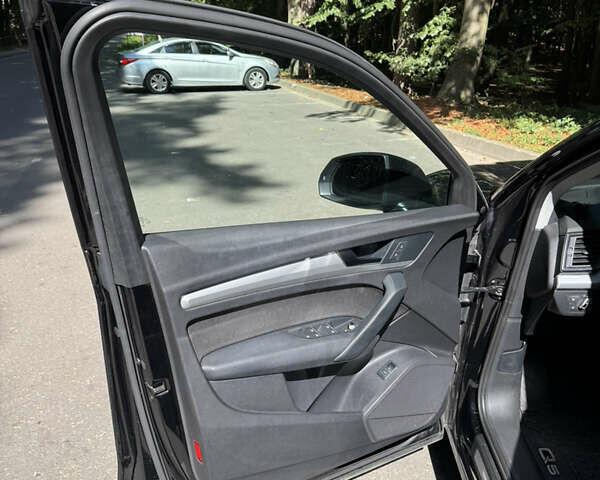 Черный Ауди Ку 5, объемом двигателя 1.98 л и пробегом 106 тыс. км за 28300 $, фото 12 на Automoto.ua