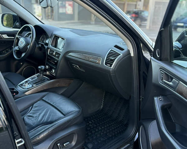 Черный Ауди Ку 5, объемом двигателя 1.98 л и пробегом 154 тыс. км за 15600 $, фото 12 на Automoto.ua