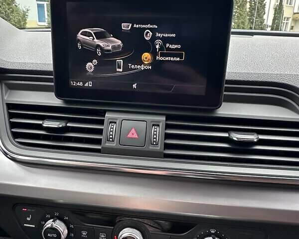 Черный Ауди Ку 5, объемом двигателя 1.97 л и пробегом 96 тыс. км за 33900 $, фото 95 на Automoto.ua