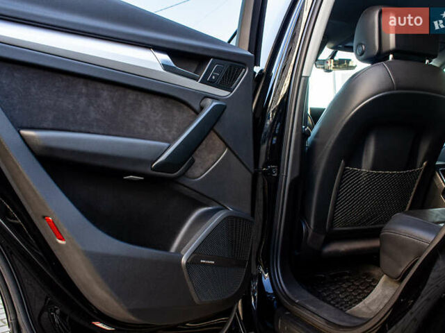 Черный Ауди Ку 5, объемом двигателя 1.98 л и пробегом 112 тыс. км за 27000 $, фото 52 на Automoto.ua