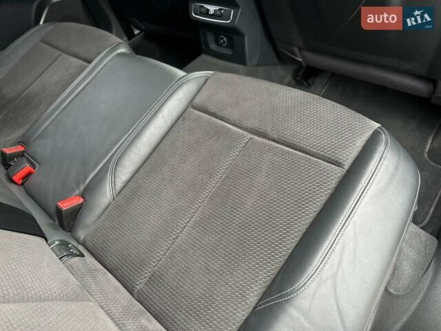 Черный Ауди Ку 5, объемом двигателя 1.98 л и пробегом 129 тыс. км за 29500 $, фото 72 на Automoto.ua