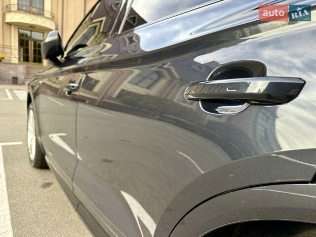 Черный Ауди Ку 5, объемом двигателя 1.98 л и пробегом 208 тыс. км за 21999 $, фото 26 на Automoto.ua