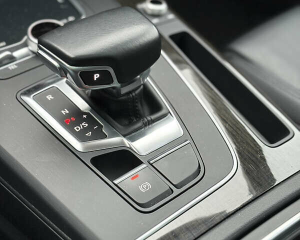 Чорний Ауді Ку 5, об'ємом двигуна 1.98 л та пробігом 96 тис. км за 25700 $, фото 29 на Automoto.ua