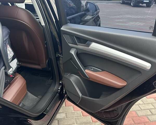 Черный Ауди Ку 5, объемом двигателя 1.97 л и пробегом 96 тыс. км за 33900 $, фото 15 на Automoto.ua