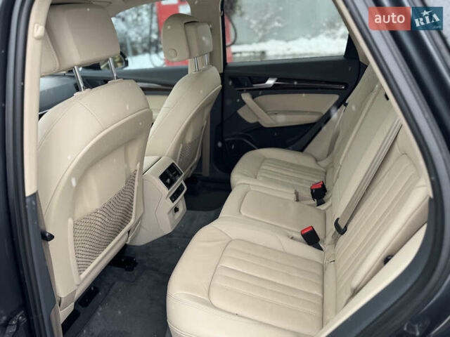 Черный Ауди Ку 5, объемом двигателя 1.98 л и пробегом 141 тыс. км за 23900 $, фото 6 на Automoto.ua