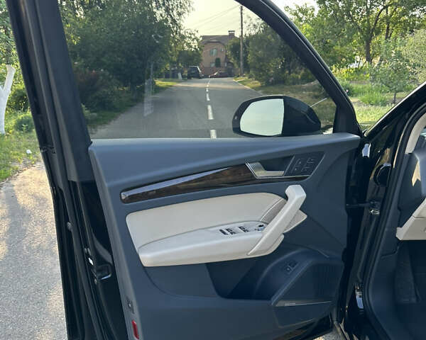 Черный Ауди Ку 5, объемом двигателя 1.98 л и пробегом 138 тыс. км за 24500 $, фото 14 на Automoto.ua