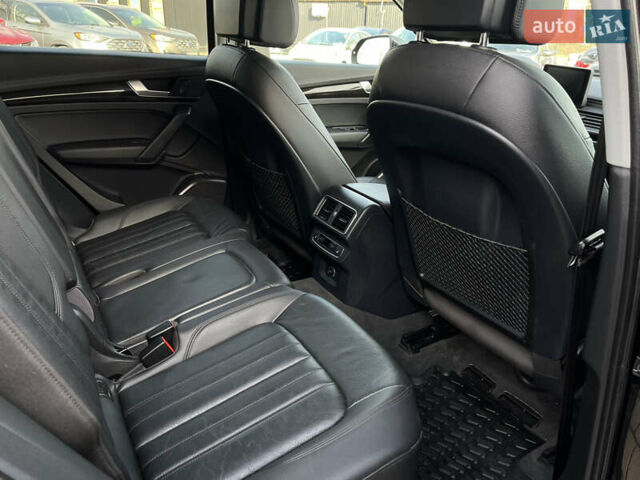 Чорний Ауді Ку 5, об'ємом двигуна 2 л та пробігом 156 тис. км за 22900 $, фото 20 на Automoto.ua