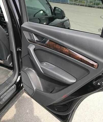 Черный Ауди Ку 5, объемом двигателя 2 л и пробегом 137 тыс. км за 18100 $, фото 17 на Automoto.ua