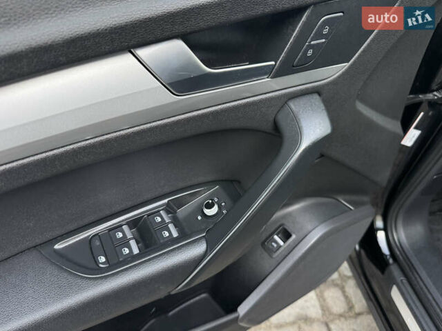 Чорний Ауді Ку 5, об'ємом двигуна 2 л та пробігом 159 тис. км за 20950 $, фото 26 на Automoto.ua