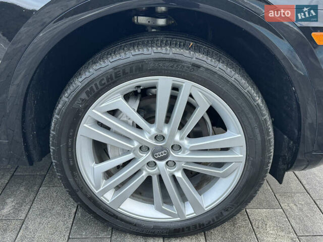 Черный Ауди Ку 5, объемом двигателя 2 л и пробегом 208 тыс. км за 20700 $, фото 22 на Automoto.ua