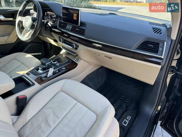 Чорний Ауді Ку 5, об'ємом двигуна 2 л та пробігом 209 тис. км за 21500 $, фото 9 на Automoto.ua