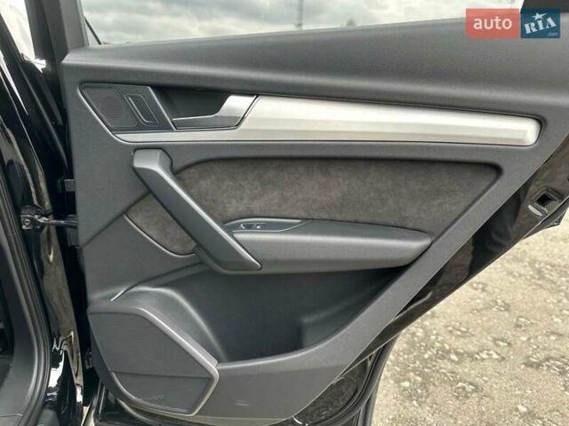 Черный Ауди Ку 5, объемом двигателя 1.98 л и пробегом 129 тыс. км за 29500 $, фото 70 на Automoto.ua