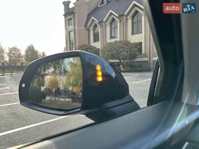 Черный Ауди Ку 5, объемом двигателя 1.98 л и пробегом 208 тыс. км за 21999 $, фото 70 на Automoto.ua