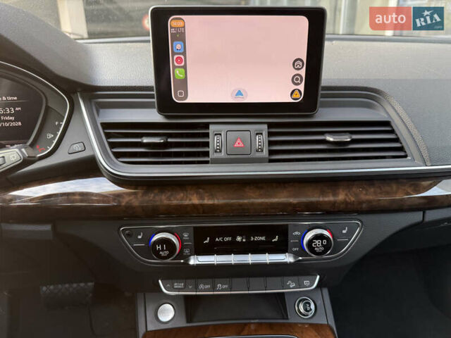 Чорний Ауді Ку 5, об'ємом двигуна 2 л та пробігом 111 тис. км за 23500 $, фото 21 на Automoto.ua